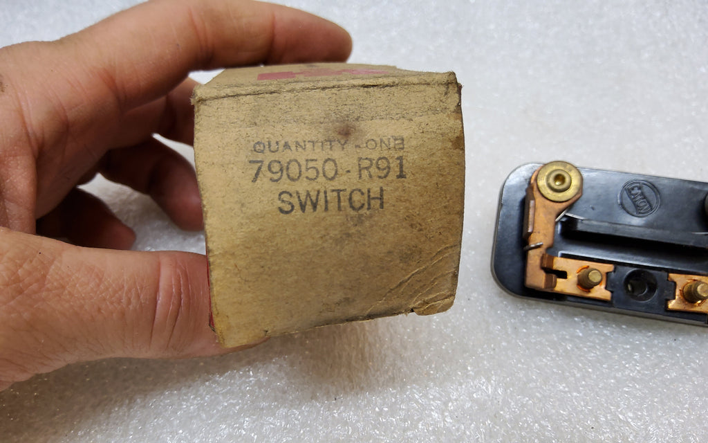 NOS International Harvester Rear Axle Electric Shift Motor Switch 7905 ...