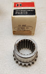 NOS 66-68 International Pickup Travelall Locking Axle Shaft Hub Gear 287866C1