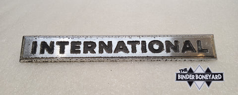 71-80 International IH Scout II Terra Traveler 69-75 Travelall Tailgate Emblem