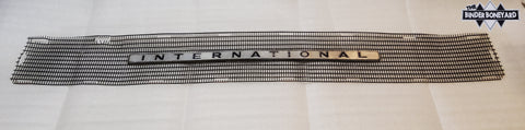 67-68 International Pickup Travelall Travelette Grille Mesh & Center Emblem Badge