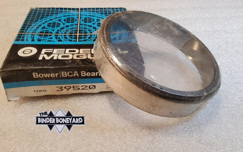 NOS Federal Mogul/Bower/BCA Bearings Tapered Roller Bearing Cup 39520