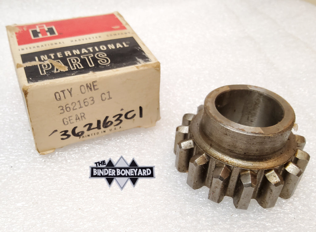 NOS International Harvester 69-73 Pickup Travelall T-24 Warner 3 Speed Syncro Column Reverse Idler Gear 362163C1