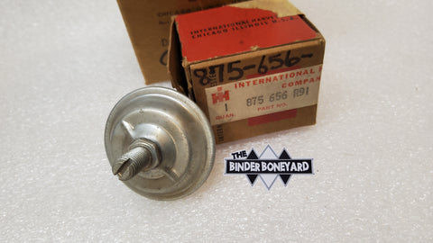 NOS IH 266, 304, 345, 392 BD241, 265 Pickup, Travelall Travelette Carburetor Dashpot 875656R91