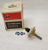 NOS IH 304, 345, 392 Pickup, Travelall Travelette Carburetor Dashpot 407396C2
